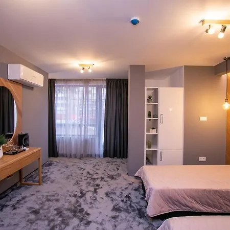 B&D Apartments Delux, New Ловеч Екстериор снимка