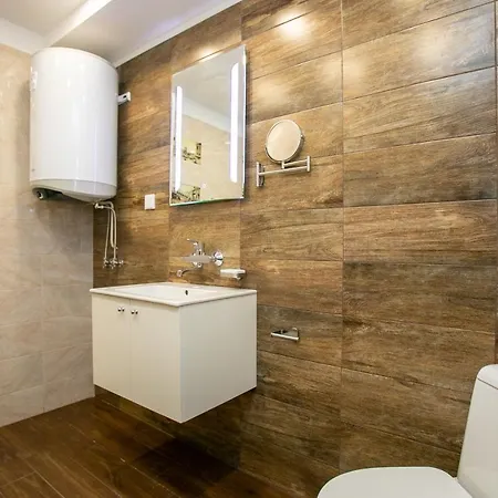 B&D Apartments Delux, New Ловеч Екстериор снимка
