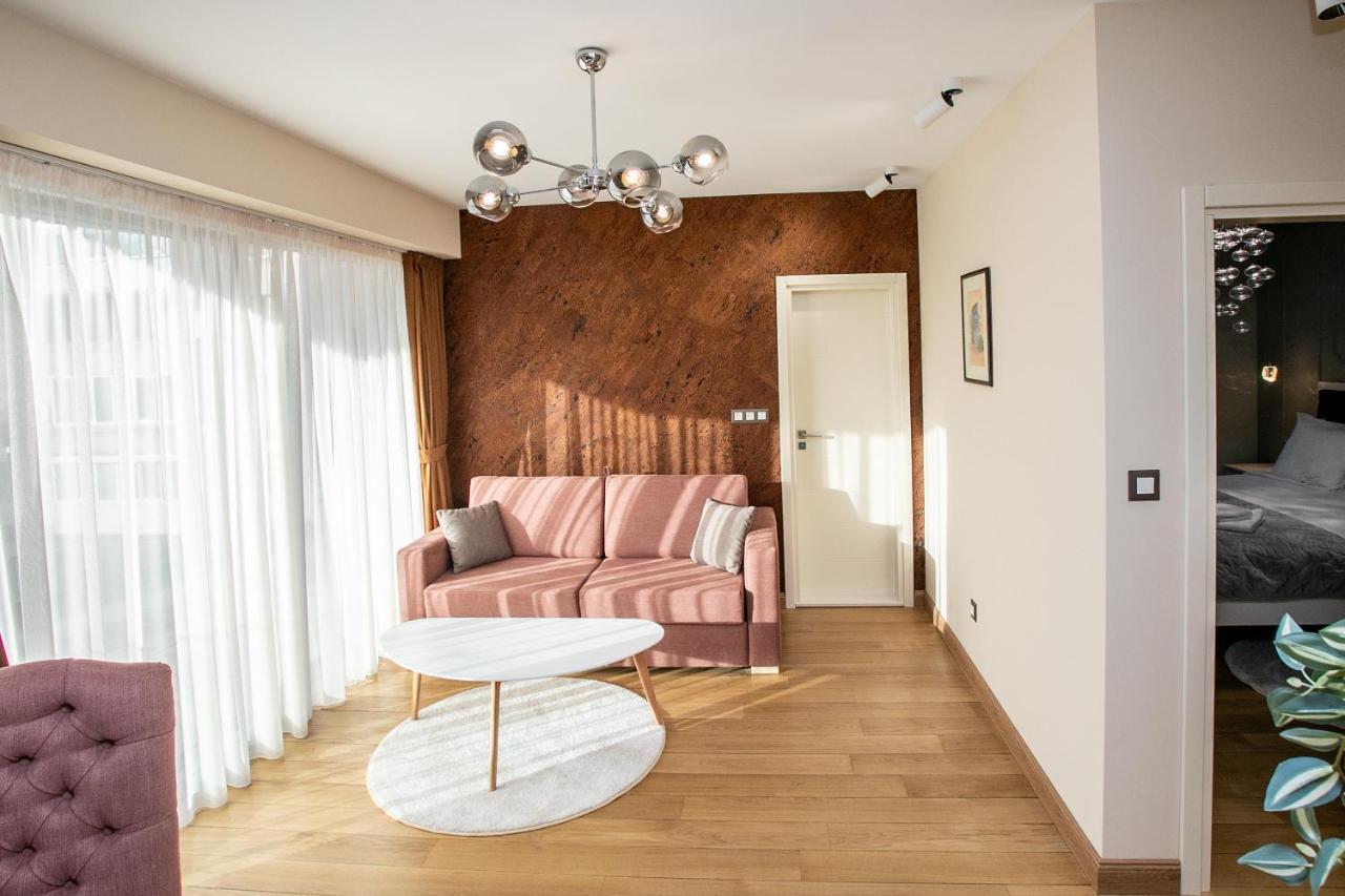 Gasthof B&d Delux, New *