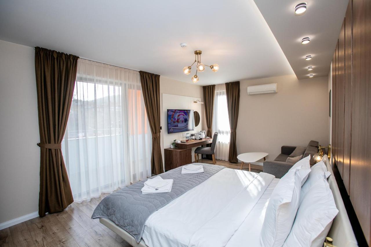 Affittacamere B&d Delux, New Lovech